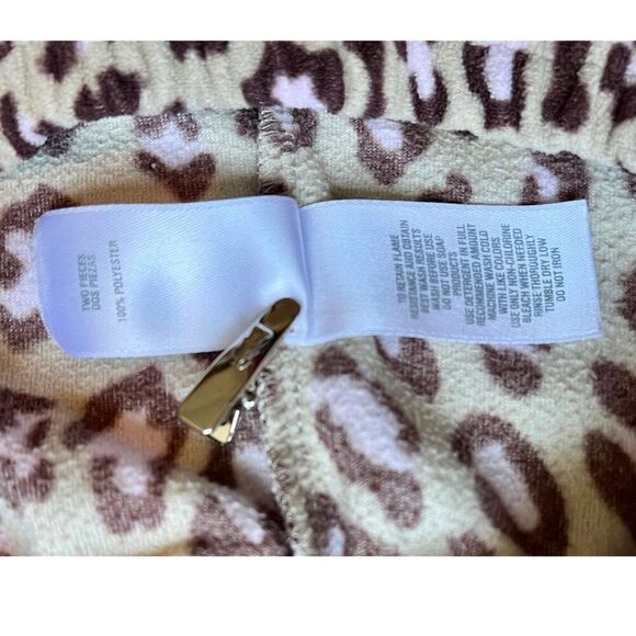 Carter's baby girls clothes 2T - Picture 3 of 5